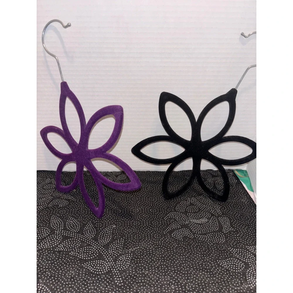 Velvet Flower Accessory Hangers Set of 2 Purple Black Scarf Belt Tie Organizer